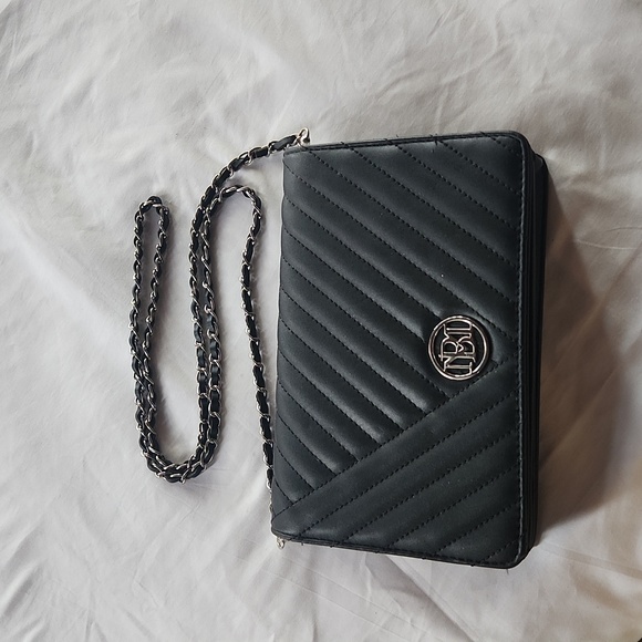 Badgley Mischka Handbags - Black Studio BadgleyMischika Bag